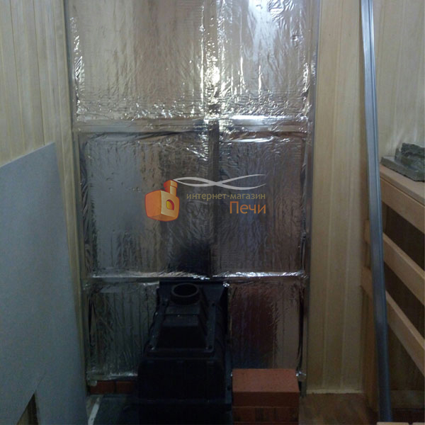   Монтаж чугунной печи для бани Везувий Ураган Ковка 16 (205) (миниатюра)